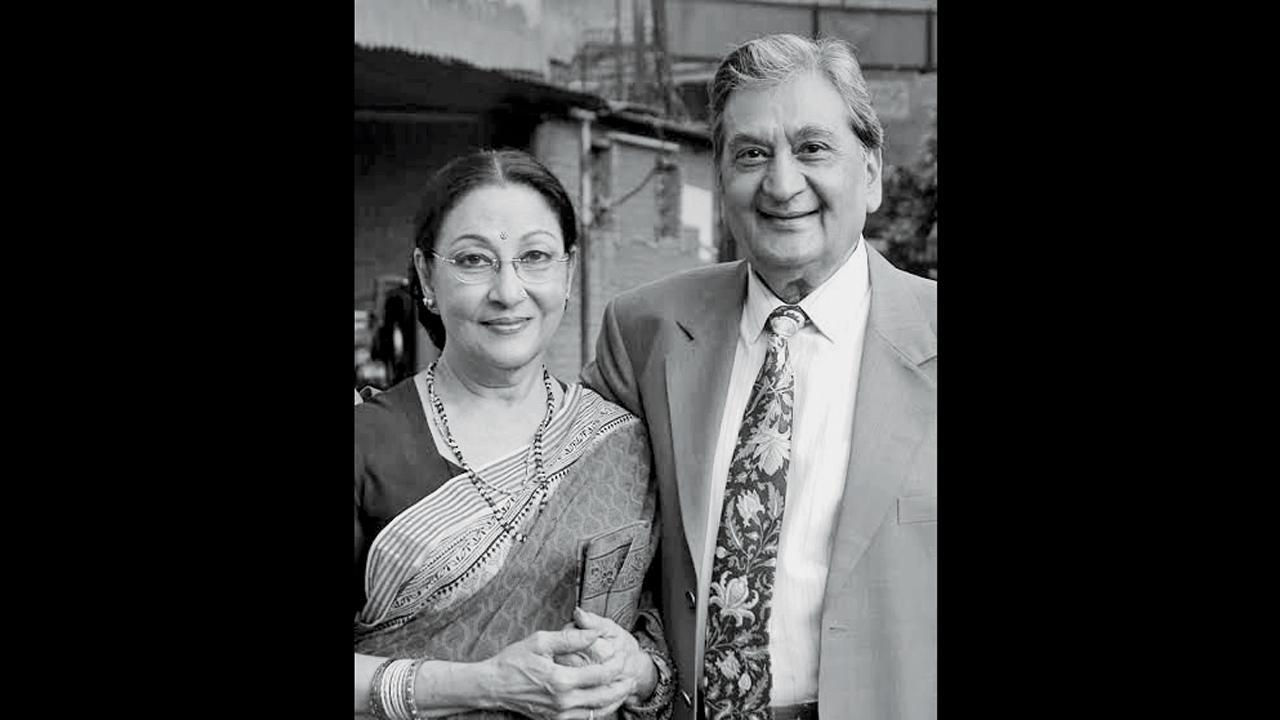 માલા સિંહા અને ચિદમ્બર પ્રસાદ લોહાણી.