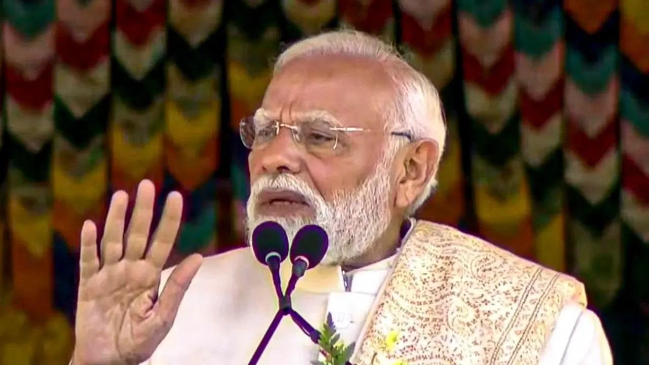 નરેન્દ્ર મોદી (તસવીર સૌજન્ય મિડ-ડે)