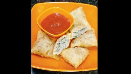 કાંદા, કોપરાનાં સમોસાં