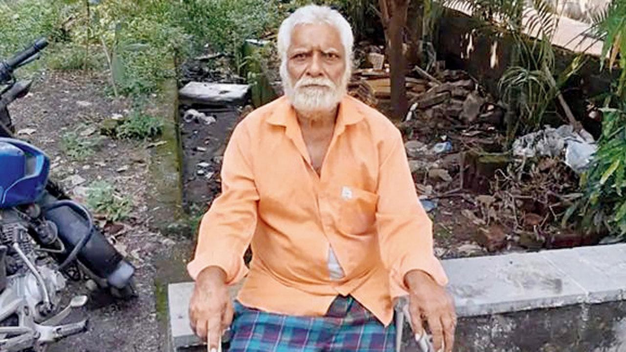 આત્મહત્યા કરવા ટેરેસ પર ચડેલા કાશિનાથ સોનાવણે