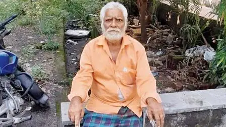 આત્મહત્યા કરવા ટેરેસ પર ચડેલા કાશિનાથ સોનાવણે