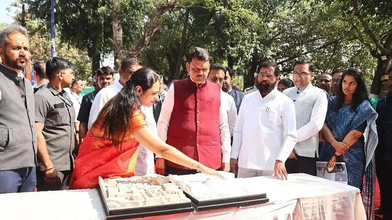 CM ફડણવીસ, નાયબ CM શિંદેએ નાસિક કુંભ મેળા 2027 માટે નવા પ્રોજેક્ટ્સ કર્યા જાહેર