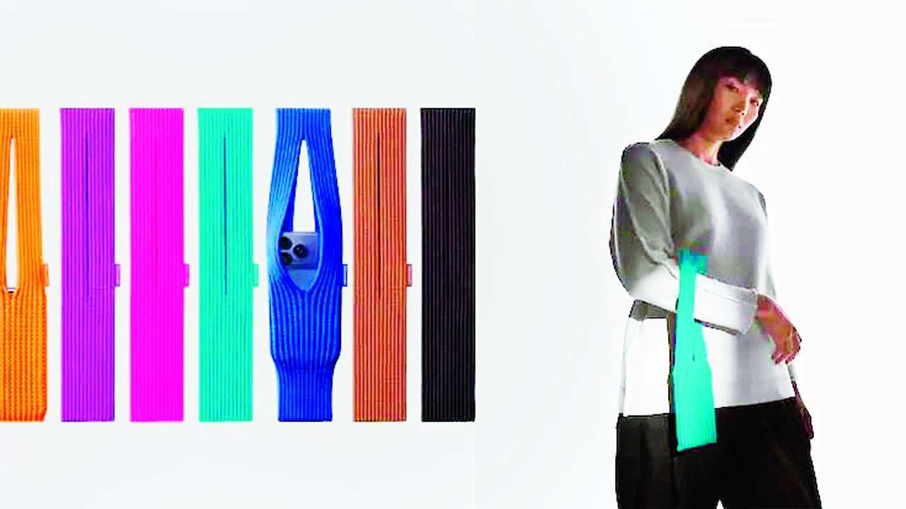 એક નાનકડું ઊનનું ગૂંથેલું પૉકેટ, એની કિંમત ૨૩૦ અમેરિકન ડૉલર