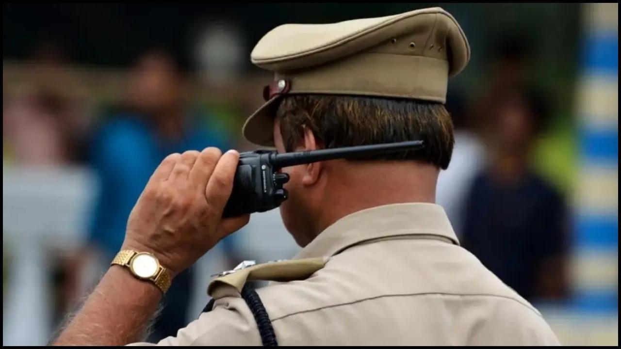 પ્રતીકાત્મક તસવીર (સૌજન્ય: મિડ-ડે)