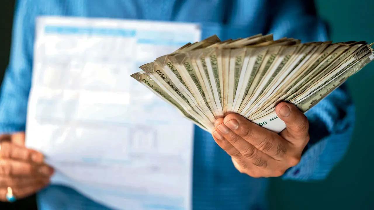 પ્રતીકાત્મક તસવીર