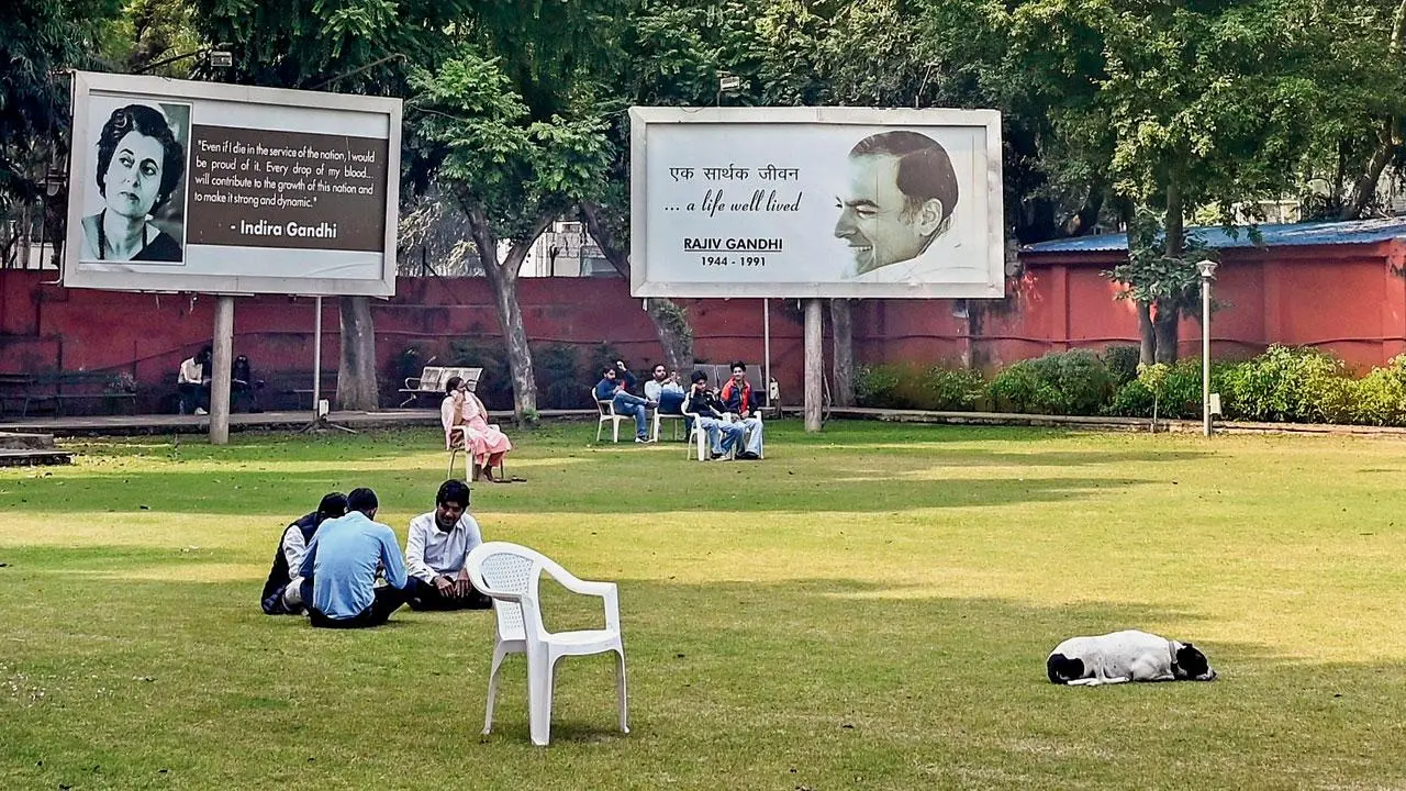 ગઈ કાલે ચૂંટણીનાં પરિણામ આવી રહ્યાં હતાં ત્યારે દિલ્હીની કૉન્ગ્રેસની ઑફિસ પર સન્નાટો છવાયેલો હતો