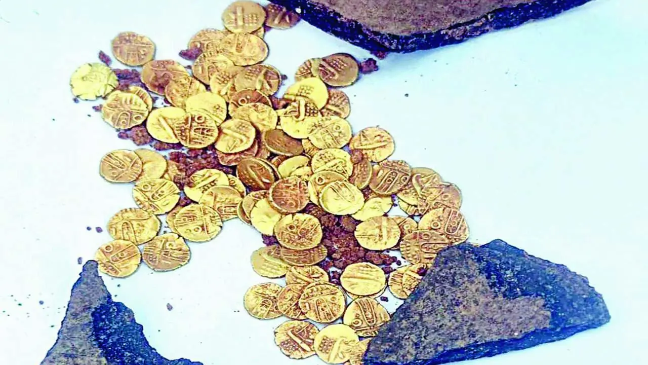 માટીનો ઘડો મળી આવ્યો