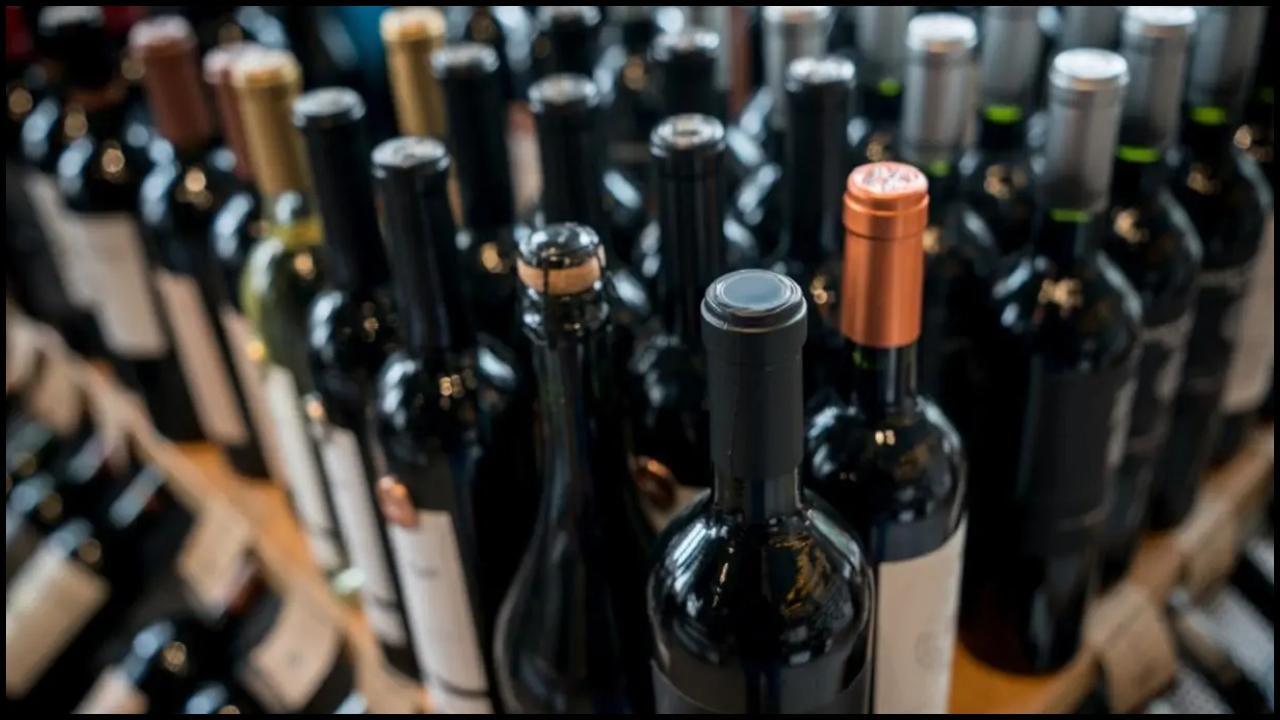 પ્રતીકાત્મક તસવીર (સૌજન્ય: મિડ-ડે)