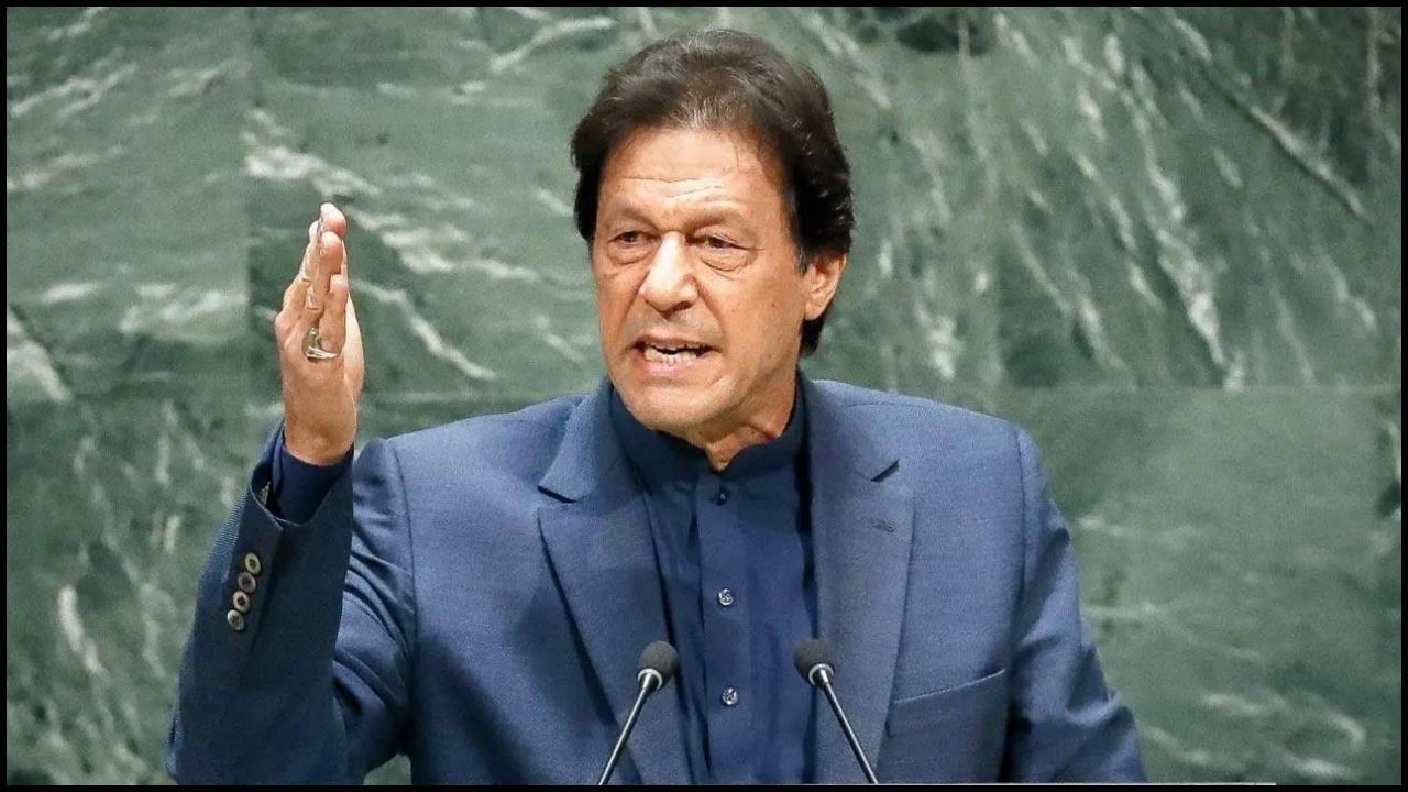 ઈમરાન ખાન ફાઇલ તસવીર (સૌજન્ય: મિડ-ડે)