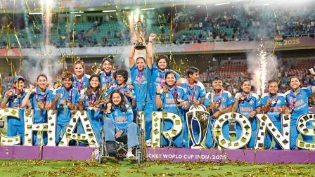 આ વિક્ટરી ઍન્થમ સાથે ભારતીય ટીમ અને કોચે સેલિબ્રેશન કરીને અનોખો માહોલ રચી દીધો