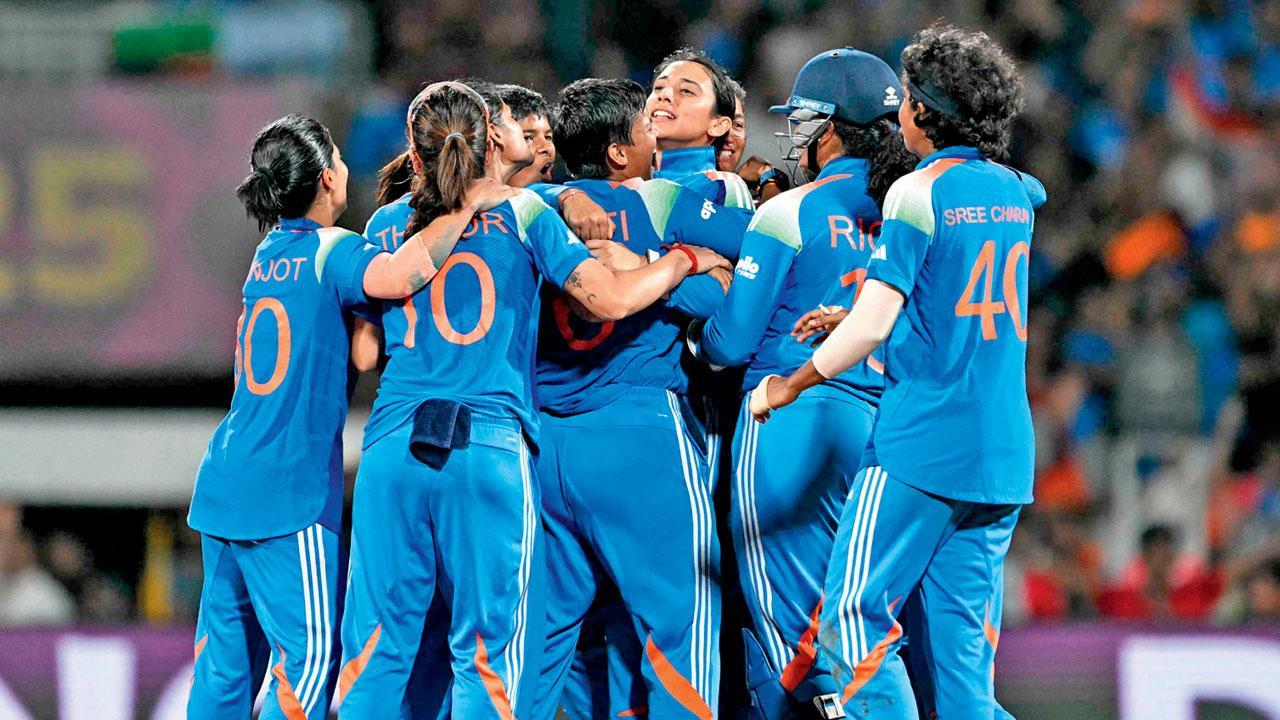 વંદે લેડીઝ : ભારતીય મહિલા ક્રિકેટરોએ પહેલવહેલી વાર જીત્યો 