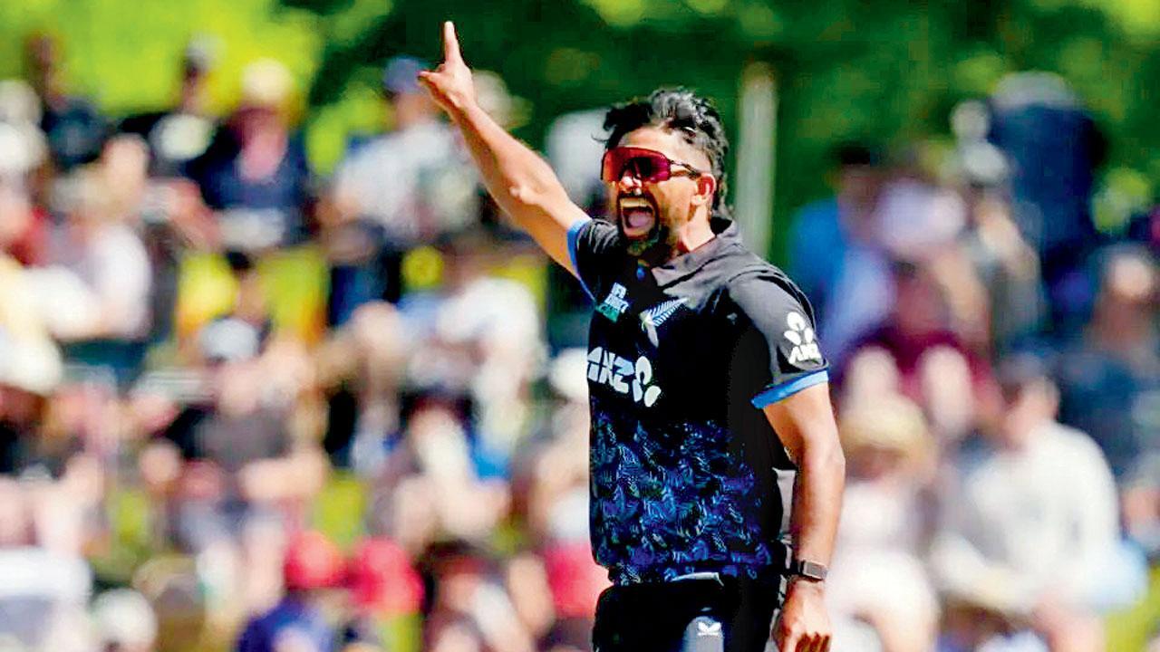 ઈશ સોઢીએ ૩૪ રનમાં ૩ વિકેટ લીધી હતી