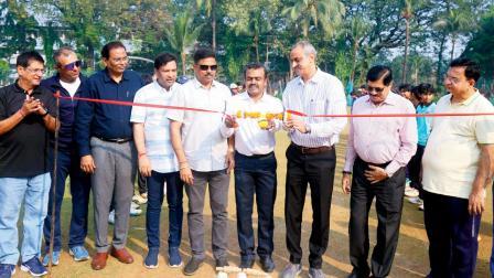 મથરાદાસ ભાનુશાલી, પ્રશાંત કારિયા, સંદીપ વિચારે, ભૂષણ પાટીલ, નીલેશ ભોસલે, ઉન્મેશ ખાનવિલકર, પરાગ ગાંધી, સી. એસ. નાઈક, ધર્મેશ મહેતા વગેરેએ ટુર્નામેન્ટમાં હાજરી આપી હતી.