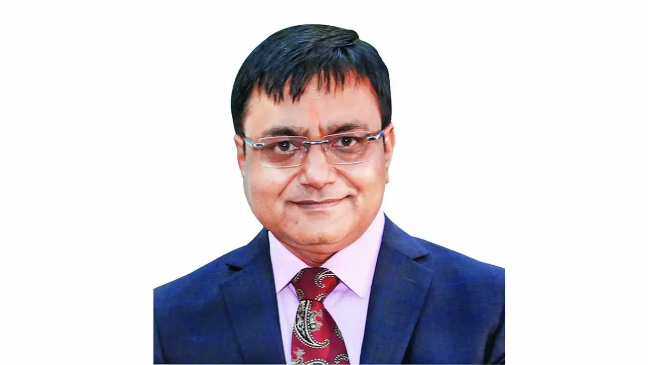 અમદાવાદમાં રહેતા ખોડલધામના ટ્રસ્ટી દિનેશ કુંભાણી