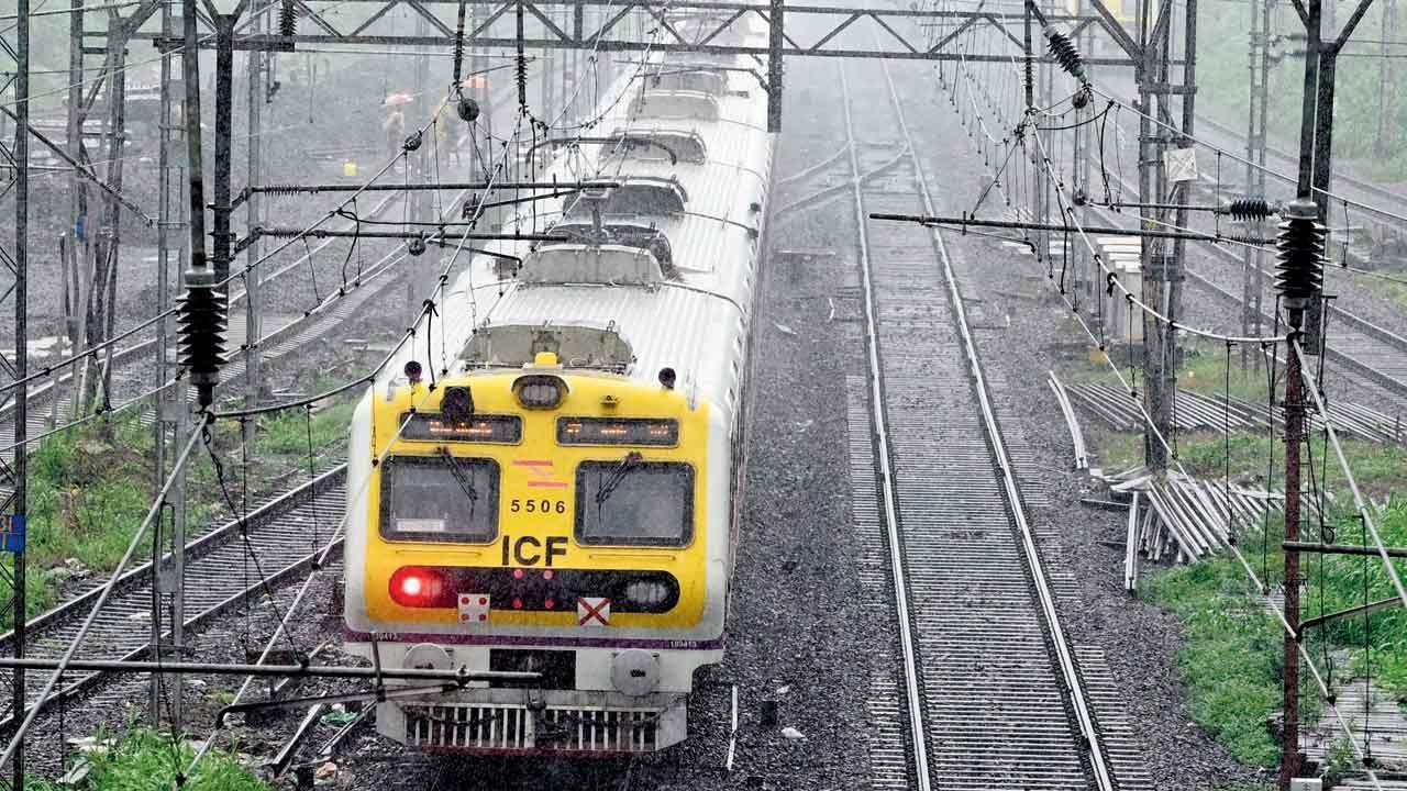 CSMT-વિદ્યાવિહાર સ્ટેશન વચ્ચે રવિવારે પાંચ કલાકનો જમ્બો બ્લૉક