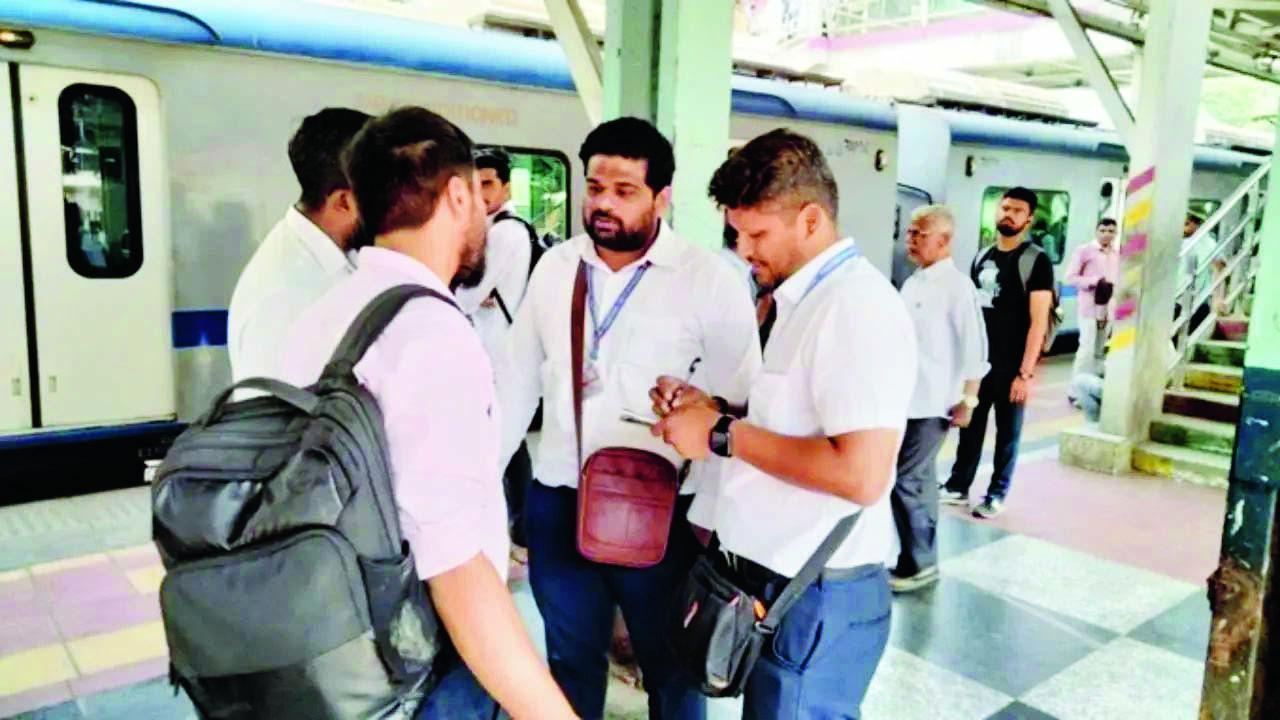 પ્રતીકાત્મક તસવીર