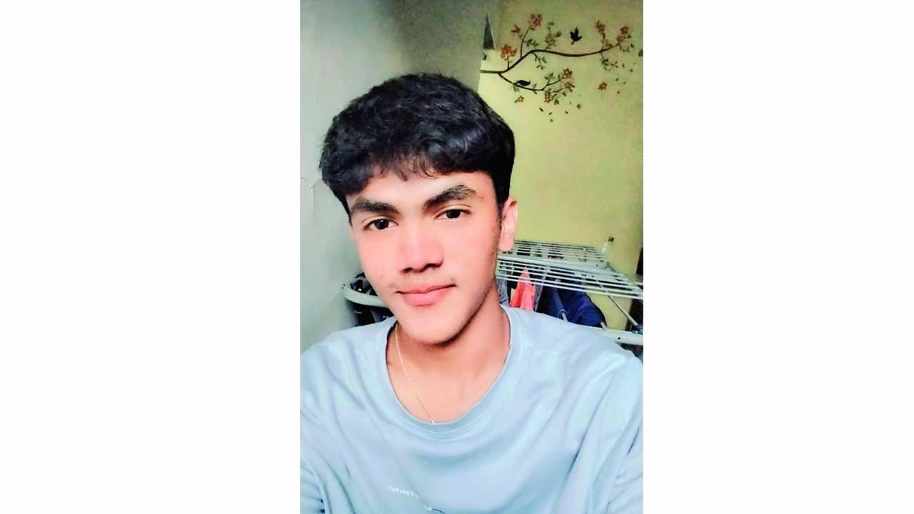 આત્મહત્યા કરનાર અર્ણવ ખૈરે.