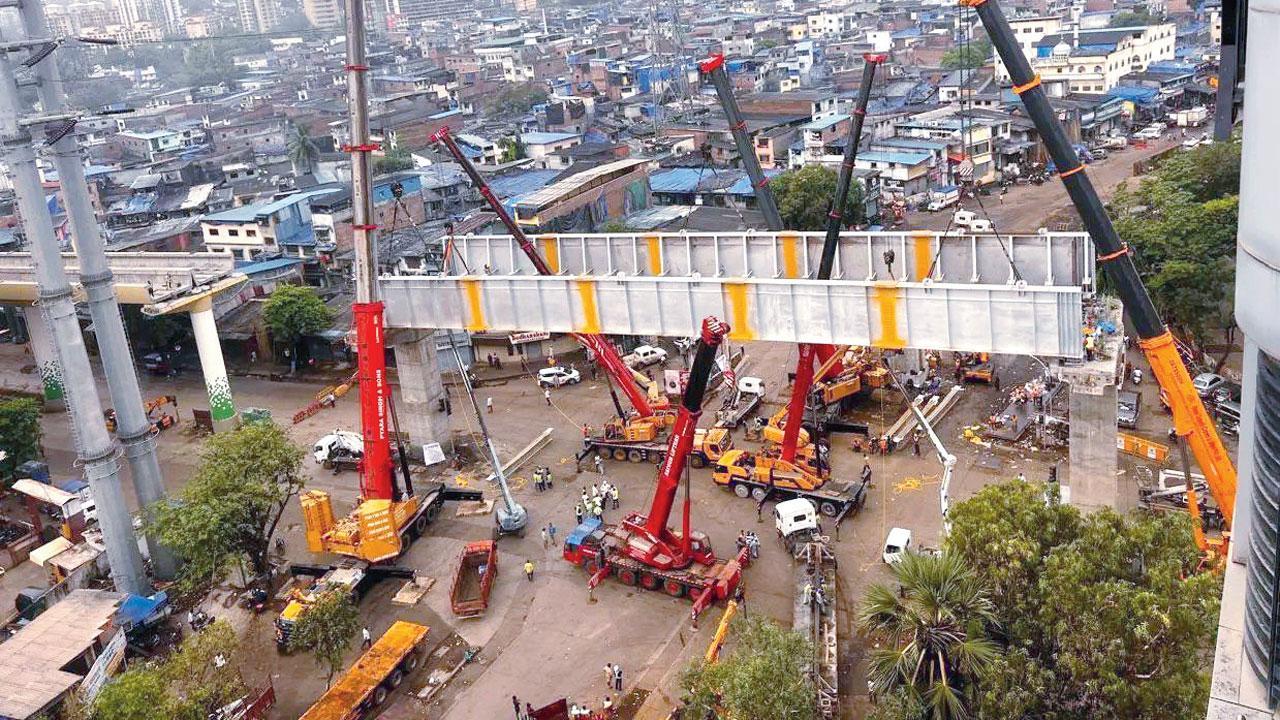  રવિવારે આખી રાત કામ ચાલુ હતું