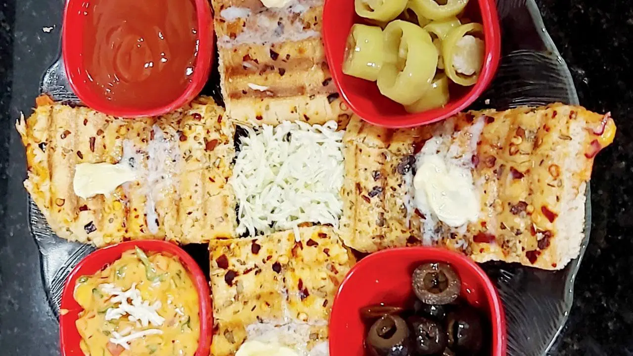 પનીની સૅન્ડવિચ