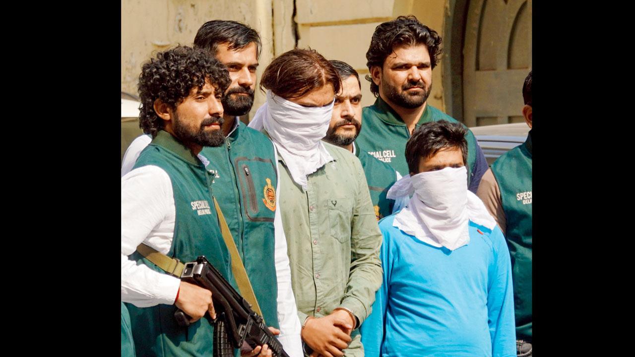 દિલ્હી પોલીસે પકડી પાડેલા બે શંકાસ્પદ ISIS આતંકવાદીઓ