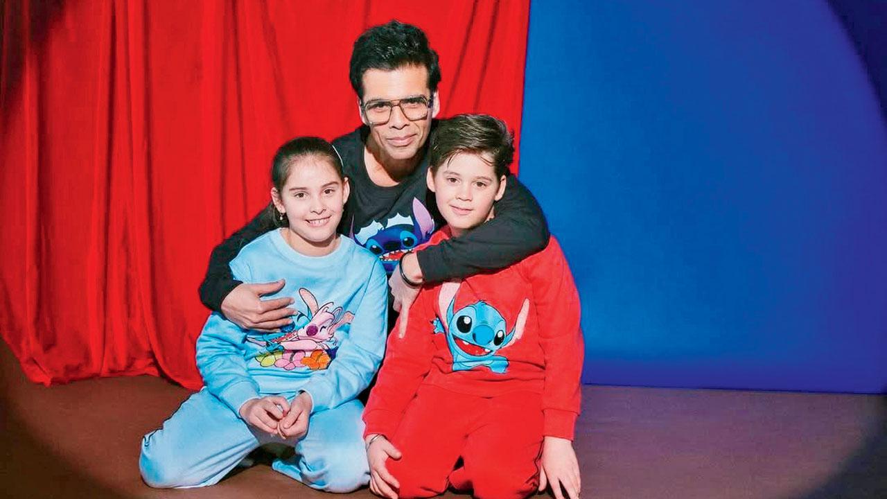 કરણ જોહર બાળકો યશ અને રુહી સાથે