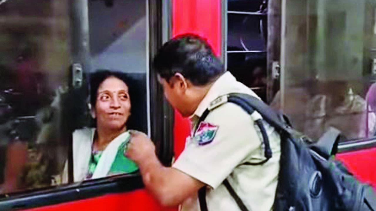 વાયરલ વીડિયોમાંથી સ્ક્રીન શૉટ