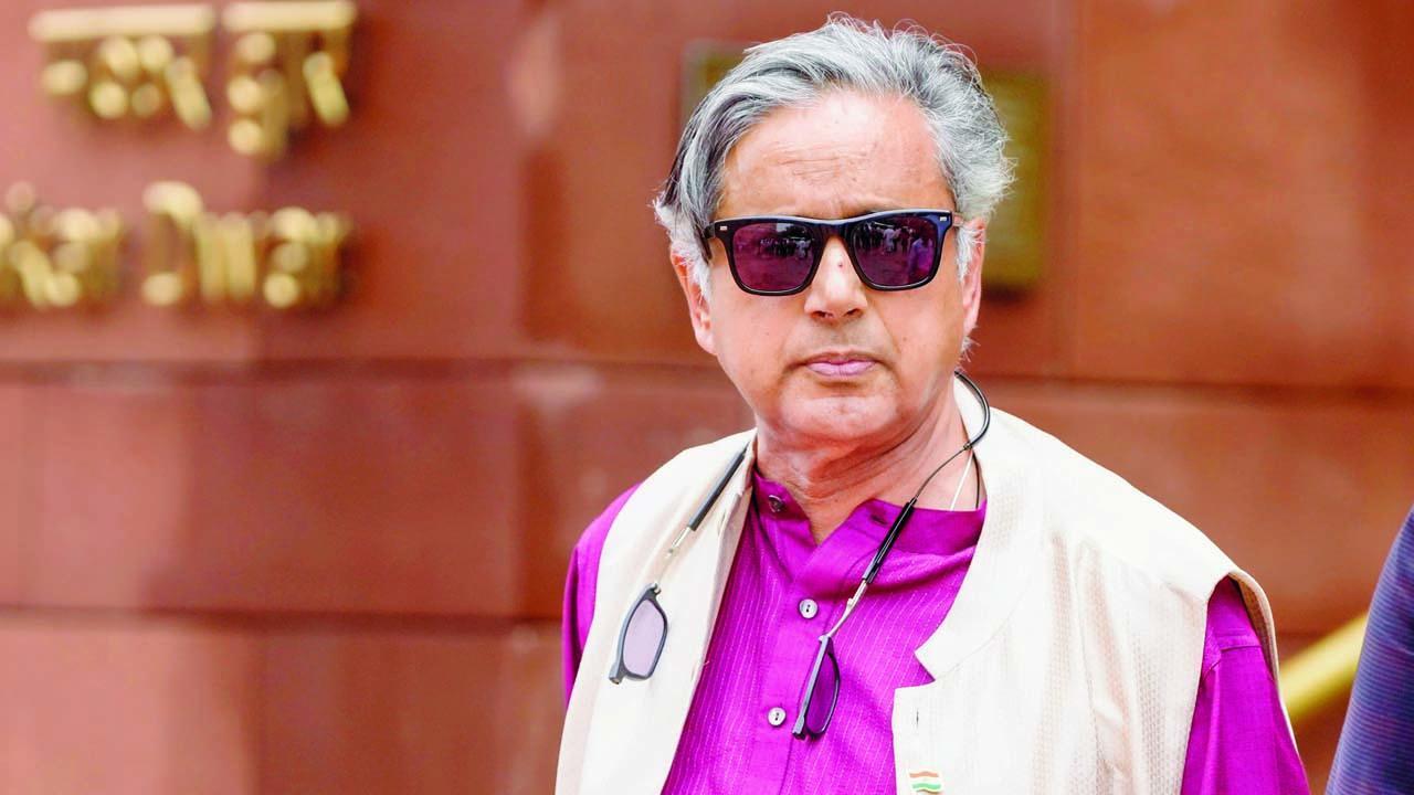 શશી થરૂર