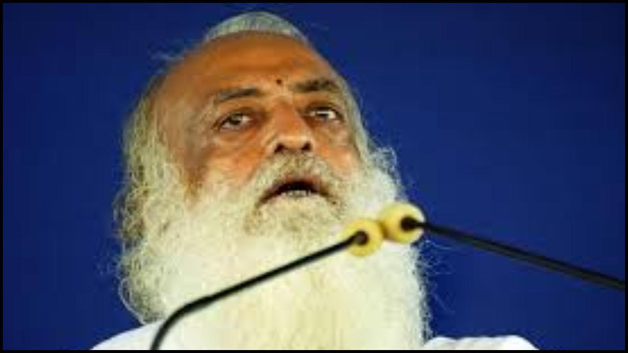 આસારામ બાપુ ફાઇલ તસવીર (સૌજન્ય: મિડ-ડે)