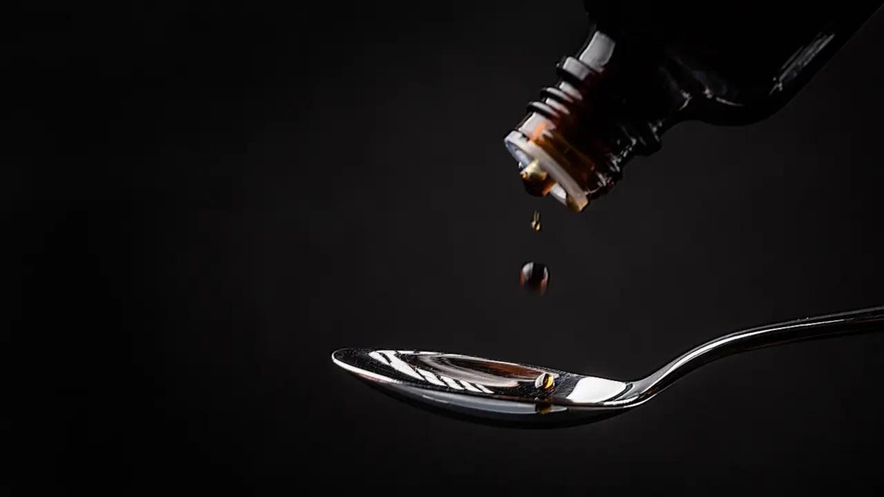 કફ સિરપ (પ્રતીકાત્મક તસવીર)