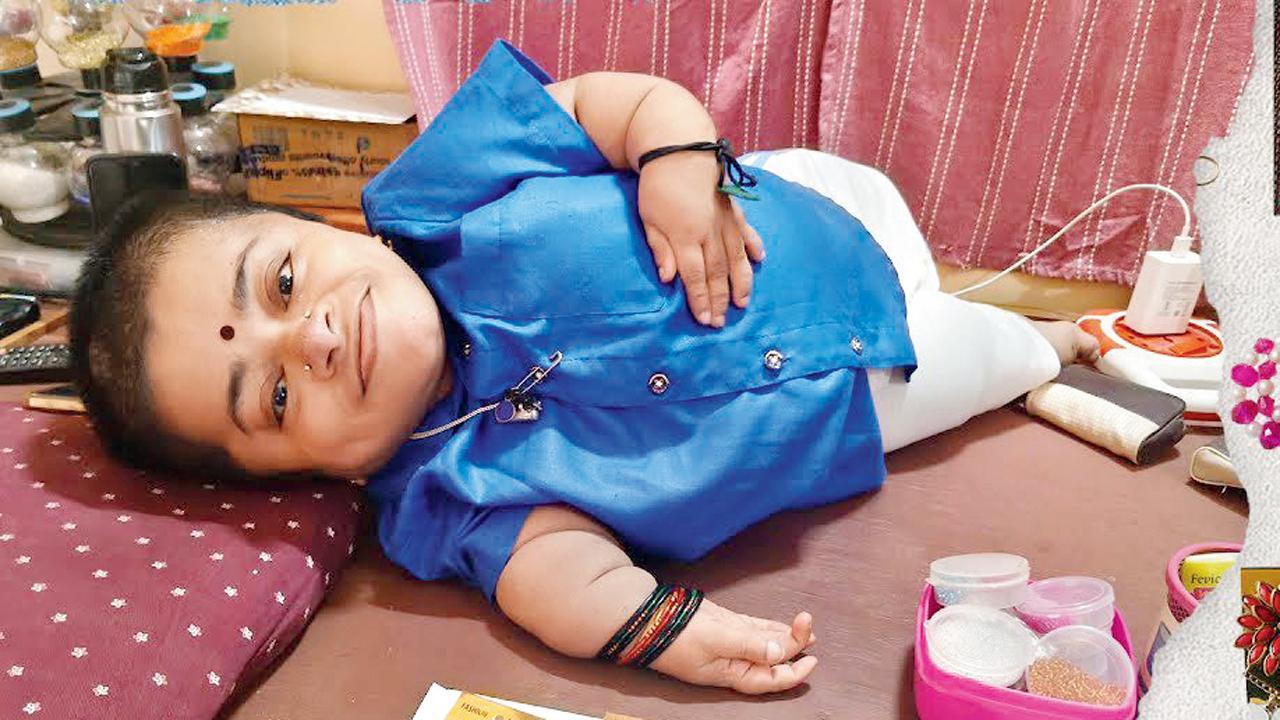 હૅટ્સ ઑફ, ગિરિજા