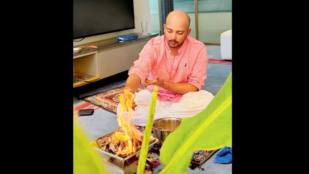 ભક્તિમાં લીન પૃથ્વી શૉ
