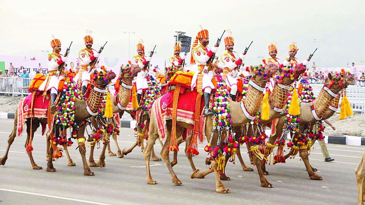 ઊંટ દળે એકતાનગર ખાતે પ્રૅક્ટિસ કરી હતી.