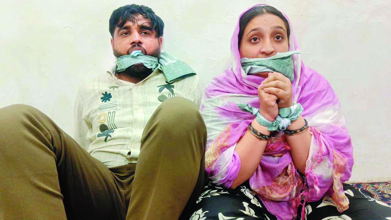 શાંતિ થાપા ઉર્ફે ચંદા રેગ્મીનું નેપાલનું ઓળખપત્ર.