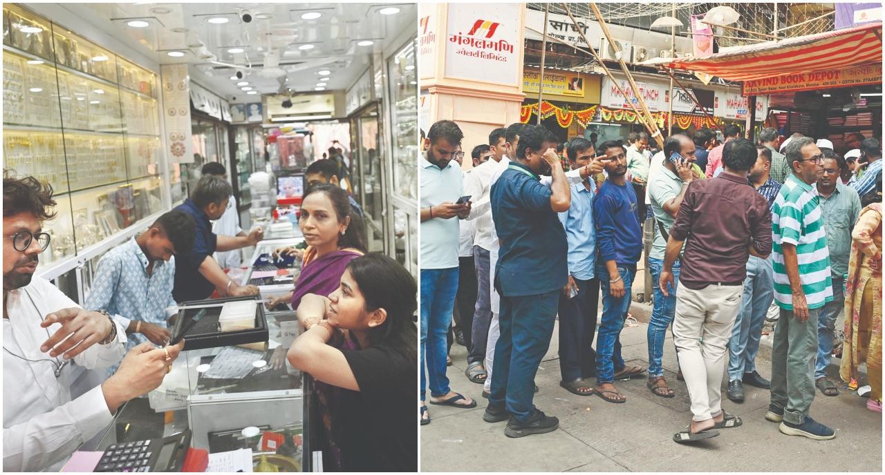 ગઈ કાલે ઝવેરીબજારની એક દુકાનમાંથી ખરીદી કરતા અને પોતાનો વારો આવે એના માટે એક દુકાનની બહાર લાઇનમાં ઊભેલા લોકો. તસવીરો : આશિષ રાજે