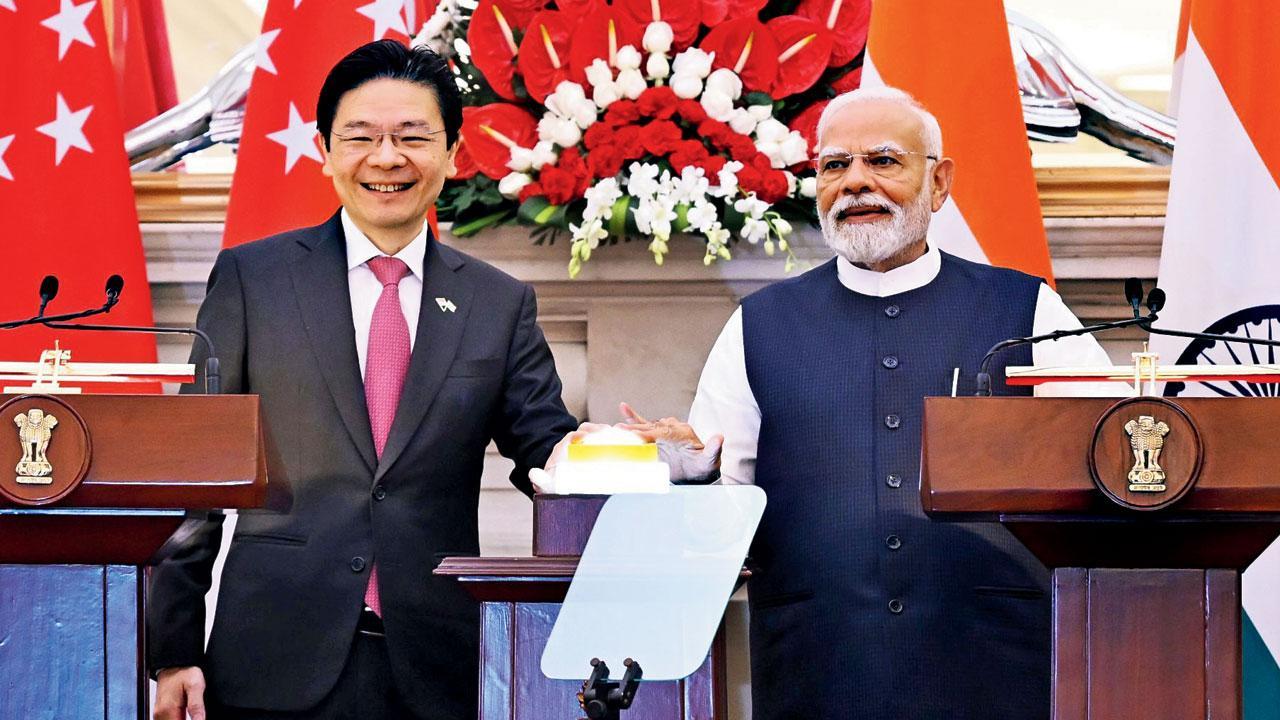 વડા પ્રધાન નરેન્દ્ર મોદી અને સિંગાપોરના વડા પ્રધાન લૉરેન્સ વૉન્ગન