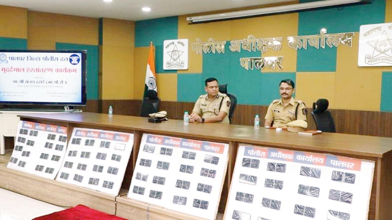 પાલઘર પોલીસે ખાસ પ્રોગ્રામ યોજ્યો