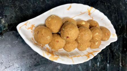 શિંગોડા, અડદ, ઘઉંના લાડુ