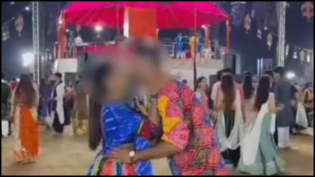 વાયરલ વીડિયોનો સ્ક્રીનગ્રૅબ (તસવીર સૌજન્ય: સોશિયલ મીડિયા) 