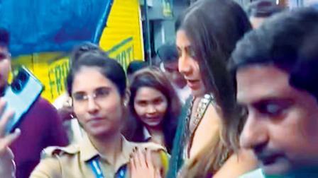 શિલ્પાએ મહિલા-પોલીસને સેલ્ફી લેવાની ના પાડતાં થઈ ગઈ ટ્રોલ