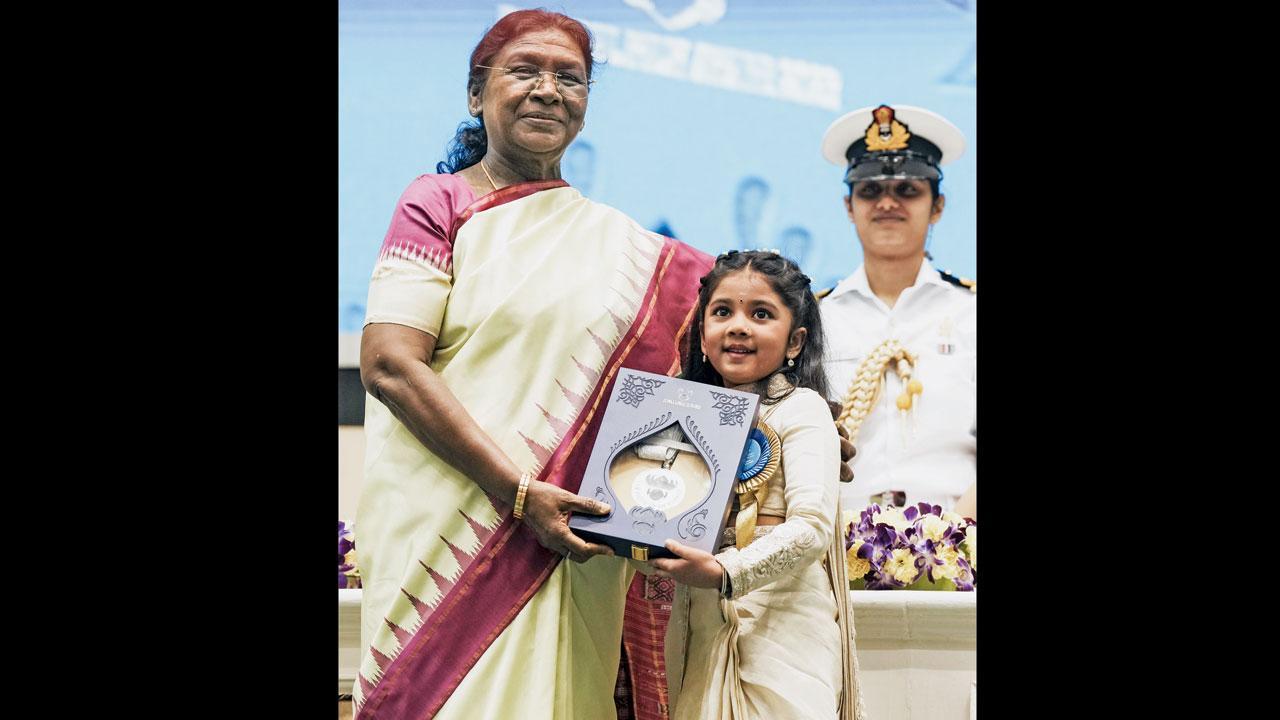 ત્રિશા ઠોસર