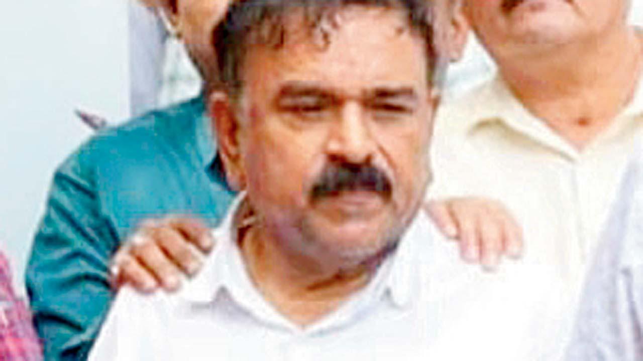 સ્વયંઘોષિત ગૉડમૅન અશોક ખરાત