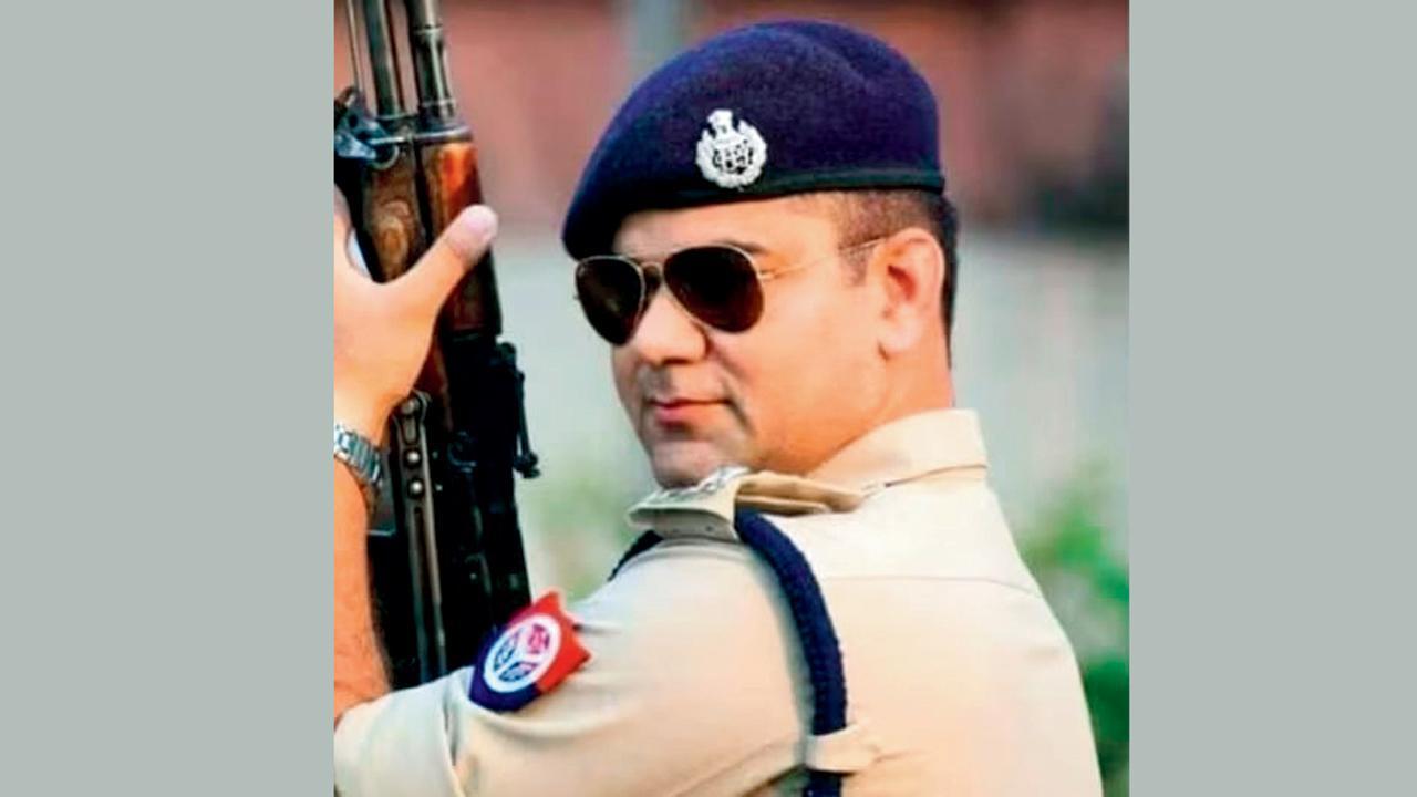 ઉત્તર પ્રદેશ પોલીસમાં સિંઘમ અને એન્કાઉન્ટર સ્પેશ્યલિસ્ટ તરીકે જાણીતા IPS અજય પાલ શર્મા