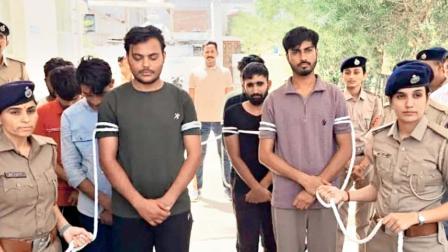 પકડાયેલા આરોપીઓ.