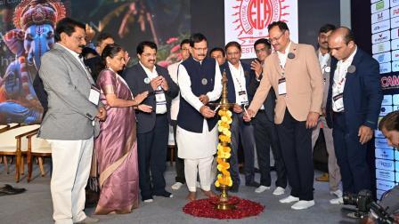 સોલાર અપનાવ અને સ્થાનિક ઉત્પાદનને પ્રોત્સાહન