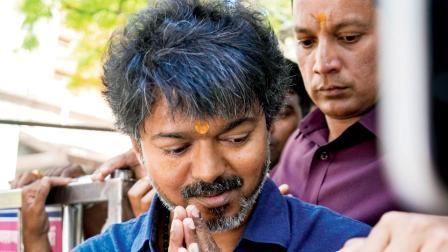 તમિલગા વેત્રી કઝઘમ (TVK) પાર્ટીના ચીફ ઍક્ટર વિજયે ગઈ કાલે શિર્ડીના સાંઈબાબા મંદિરમાં દર્શન કર્યાં હતાં. 