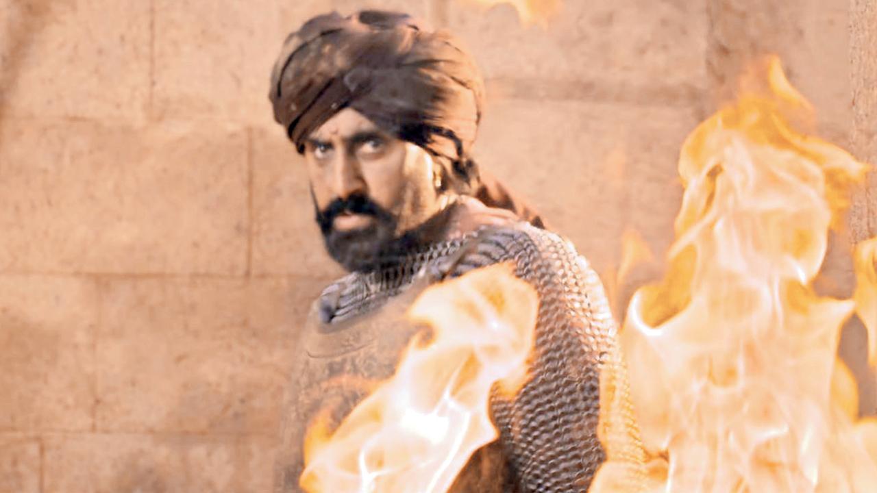 ‘રાજા શિવાજી’નું ફર્સ્ટ-લુક ટીઝર ૩૧ માર્ચે રિલીઝ થયું હતું