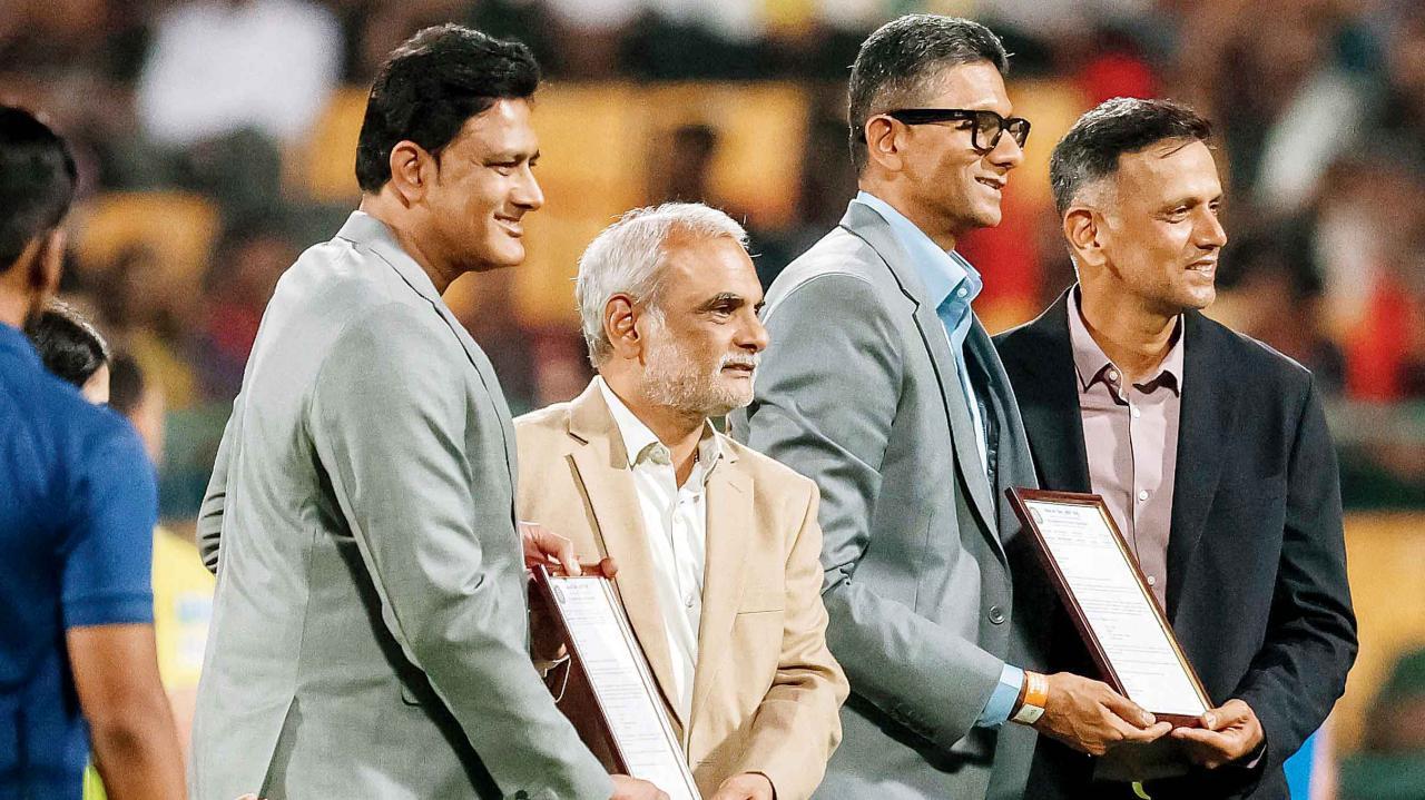 એમ. ચિન્નાસ્વામી સ્ટેડિયમના બન્ને એન્ડ્સને રાહુલ દ્રવિડ-અનિલ કુંબલેનું નામ મળ્યું