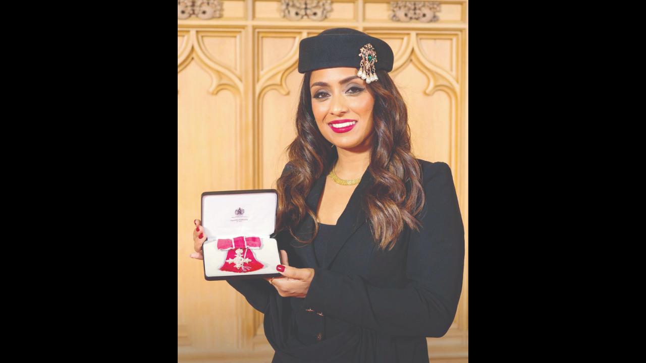 ઇસા ગુહા