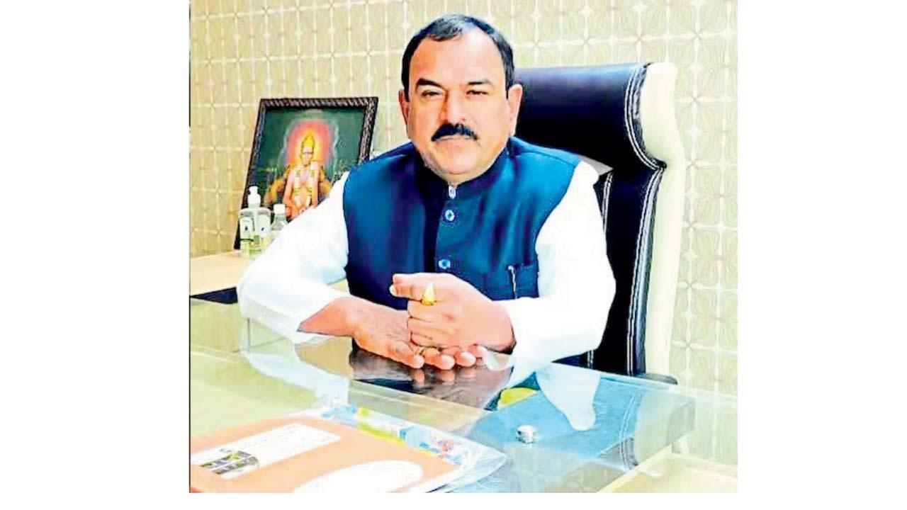 અશોક ખરાત