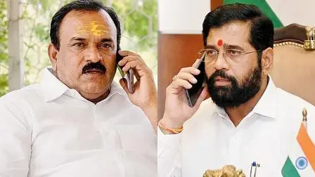 મહારાષ્ટ્રના નાયબ મુખ્ય પ્રધાન એકનાથ શિંદેએ સામાન્ય મોબાઇલથી અશોક ખરાત સાથે ૧૭ વખત વાત કરી હતી